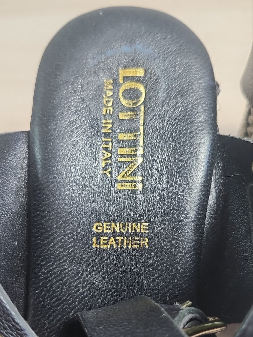 LOTTINI Made in Italy leather studded wedges sandals - Picture 9 of 14